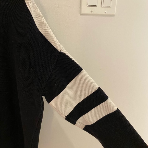 Zara knit black and white sweater - Picture 5 of 5